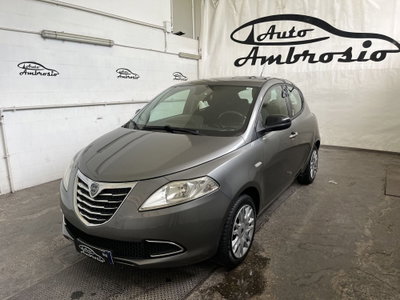 Lancia Ypsilon 1.2 69 CV 5 porte Gold usata