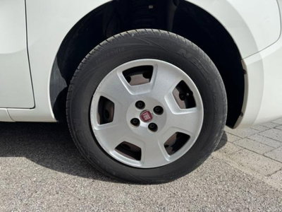 Fiat Qubo 1.3 MJT 80 CV Lounge (16)