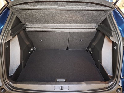 Peugeot 2008 1.2 turbo Allure 100cv (19)