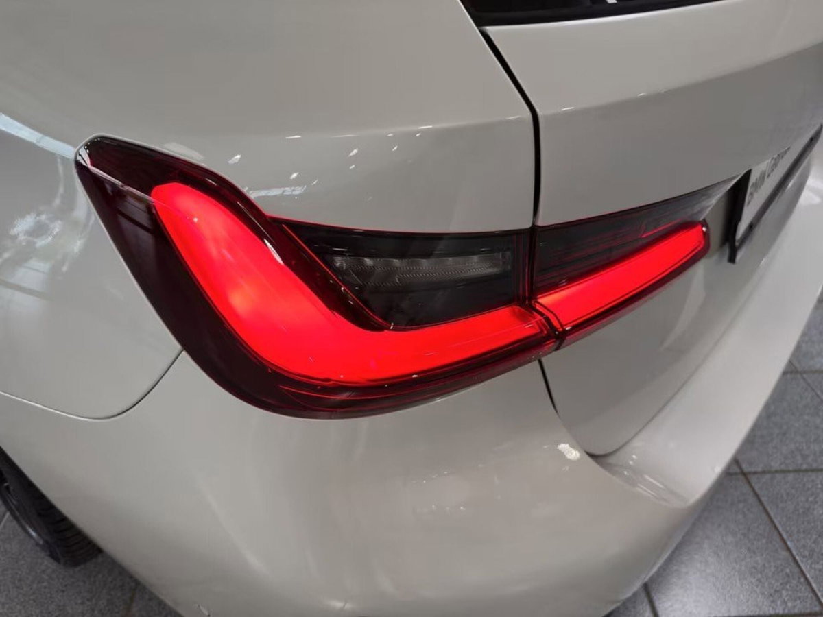 BMW Serie 3 Touring 318d  mhev 48V MSport Pro auto (10)