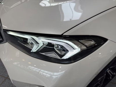 BMW Serie 3 Touring 318d  mhev 48V MSport Pro auto (9)