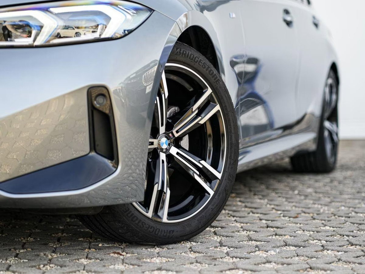 BMW Serie 3 Touring 320d  mhev 48V xdrive MSport Pro auto (3)