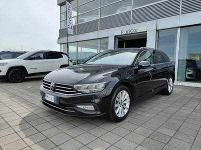 Volkswagen Passat Variant 2.0 TDI SCR EVO DSG Business usata
