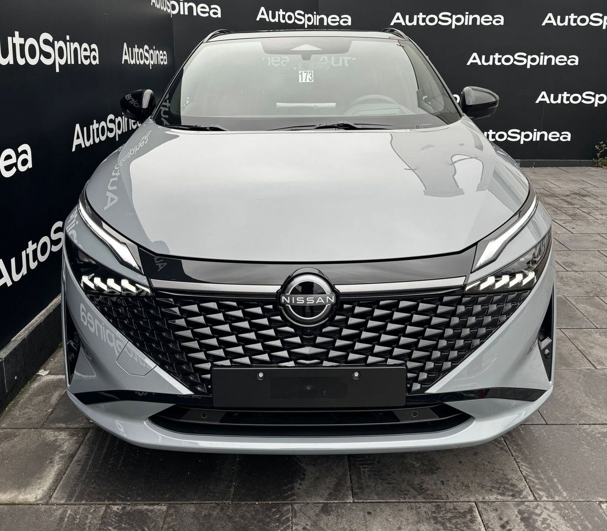 Nissan Qashqai 1.3 mhev N-Design 4wd 158cv xtronic (2)