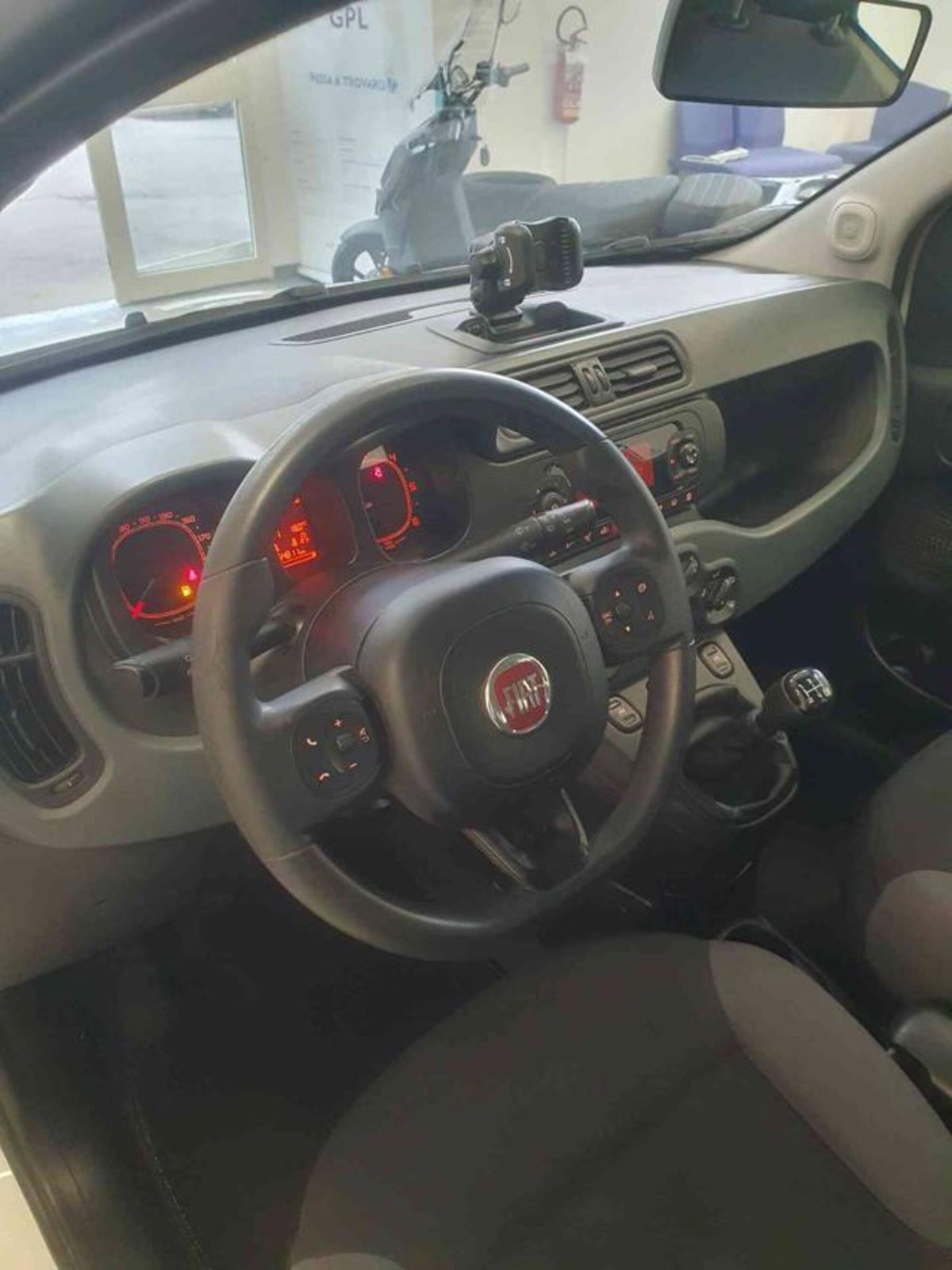 Fiat Panda 1.3 MJT 95 CV S&S 4x4 (10)