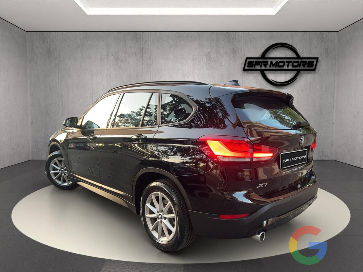 BMW X1 sDrive20d Business Advantage (6)