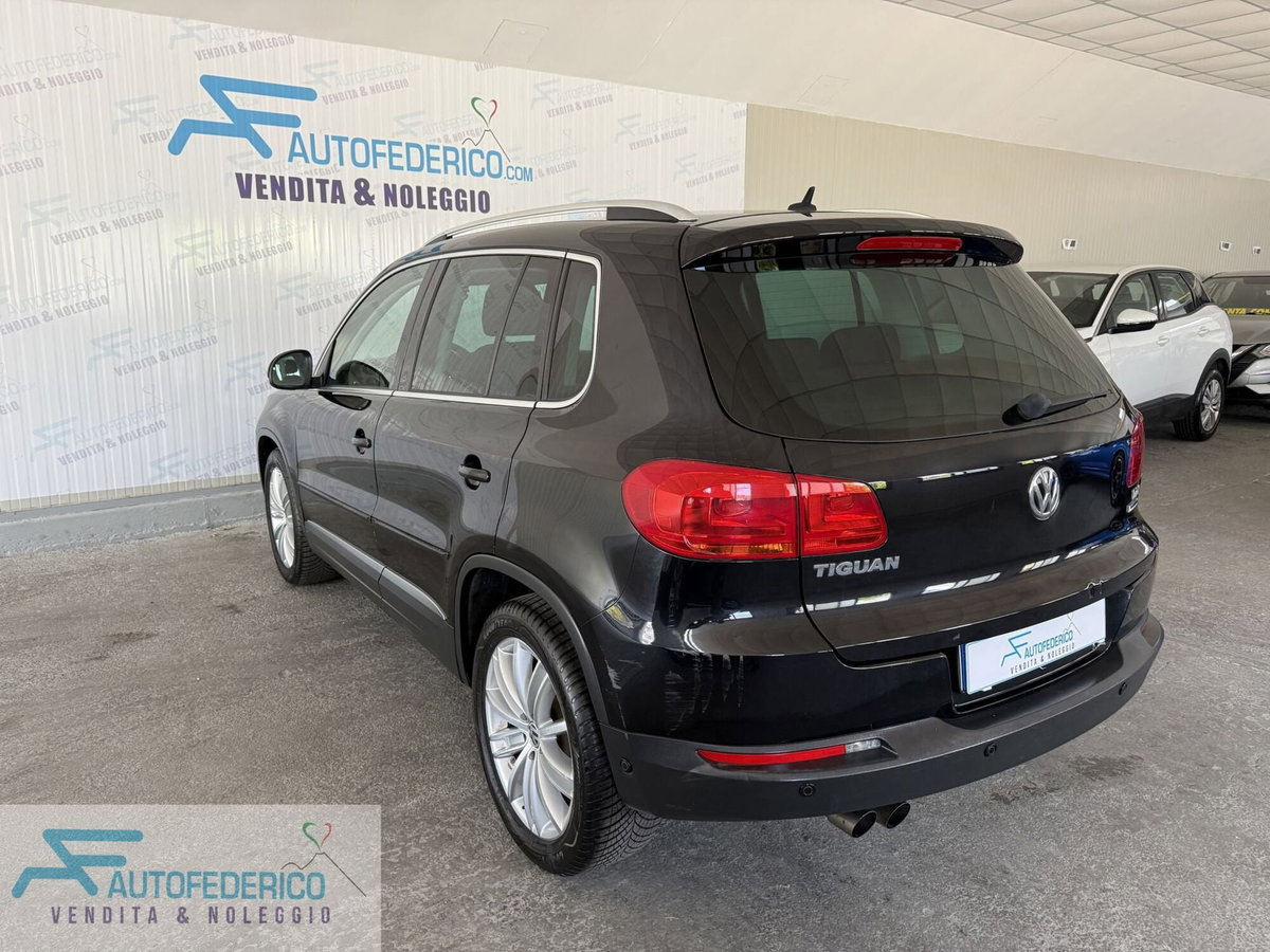 Volkswagen Tiguan 2.0 TDI 110 CV Sport & Style BlueMotion Tech. (6)