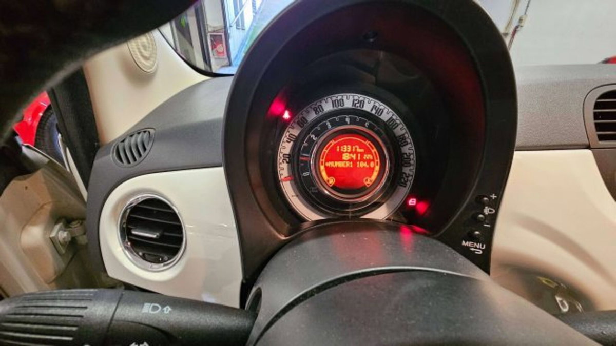 Fiat 500 1.2 Lounge (11)