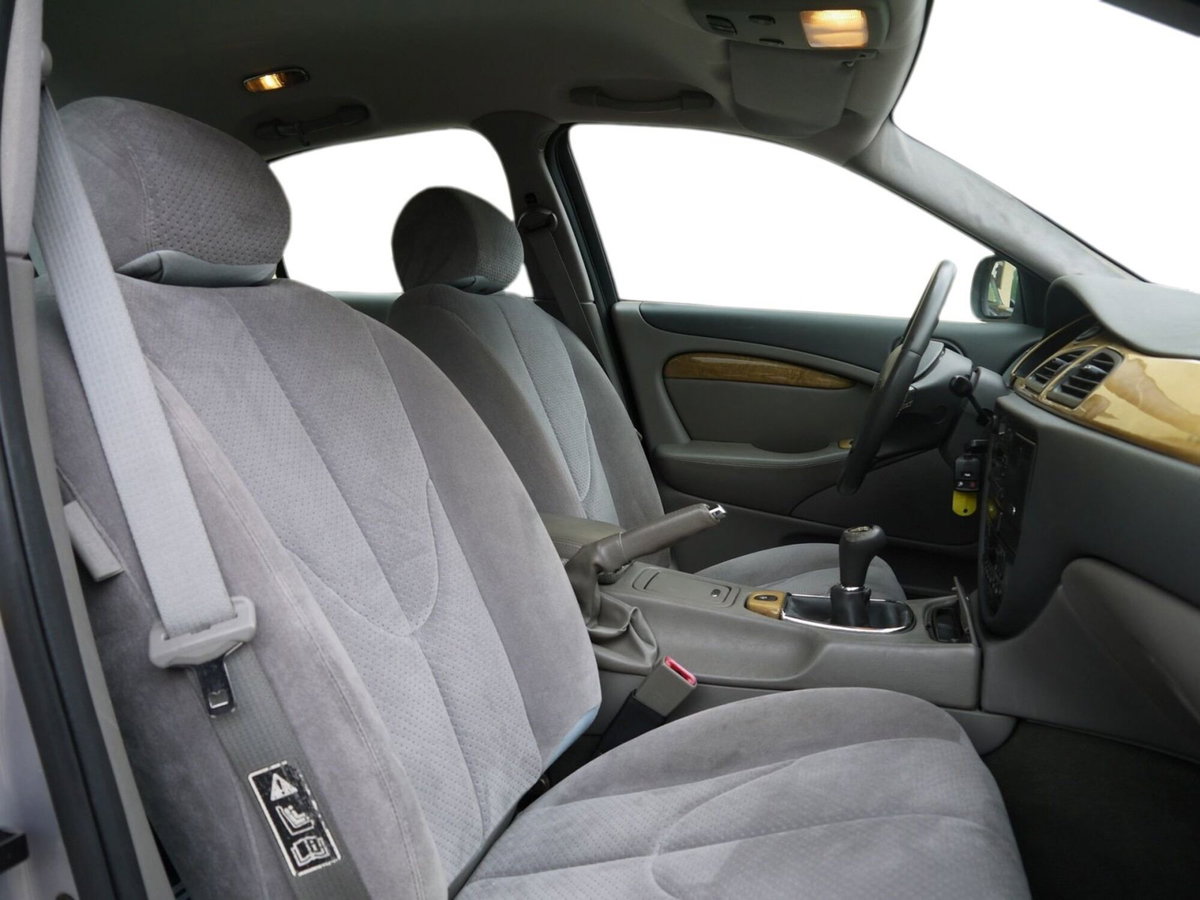 Jaguar S-Type 3.0 V6 Executive (11)