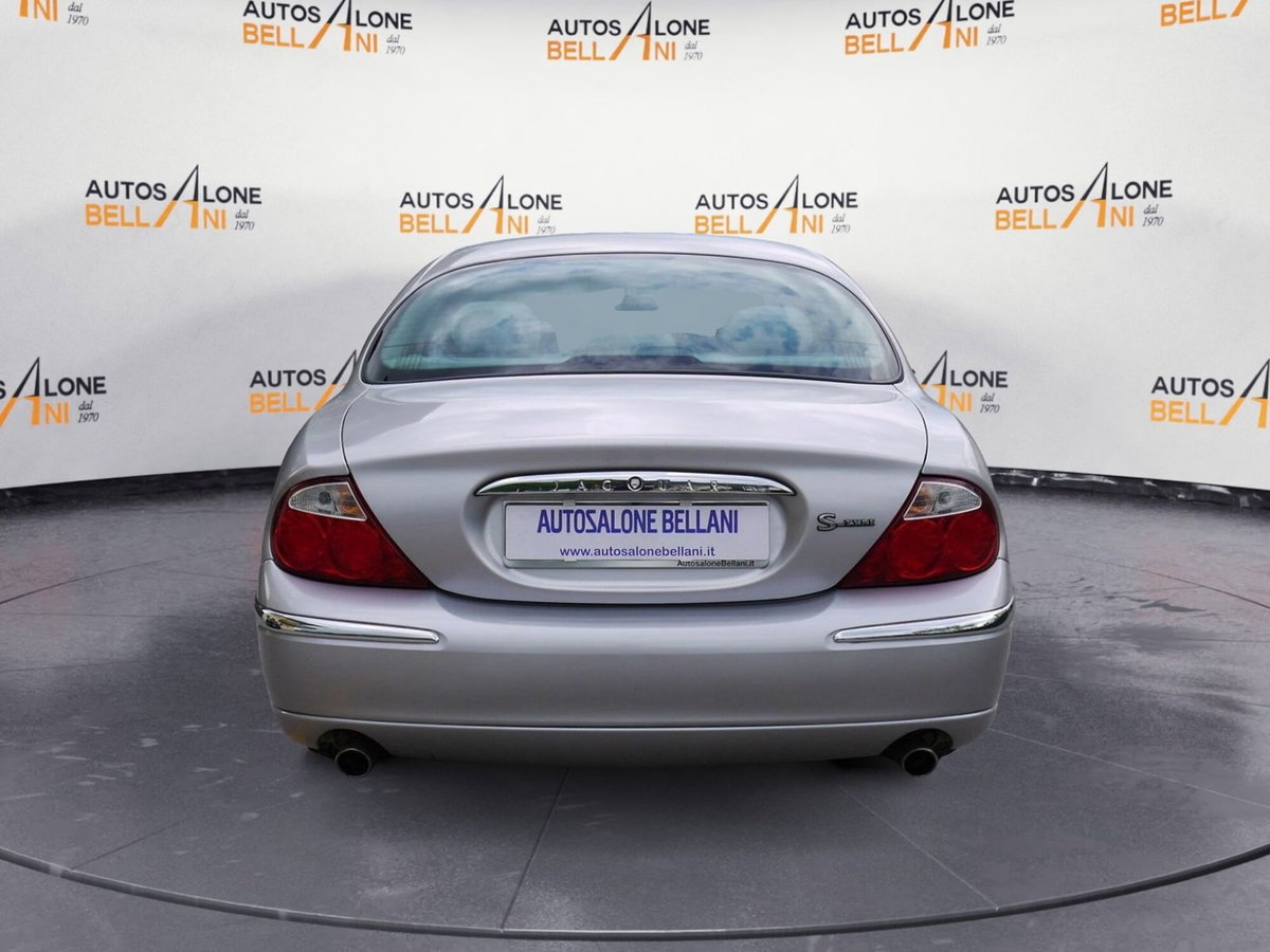 Jaguar S-Type 3.0 V6 Executive (5)