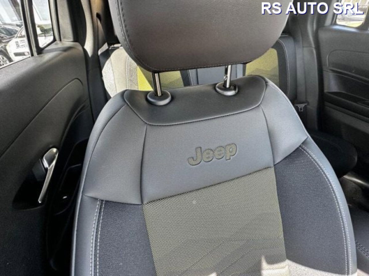 Jeep Avenger 1.2 turbo Summit fwd 100cv (11)