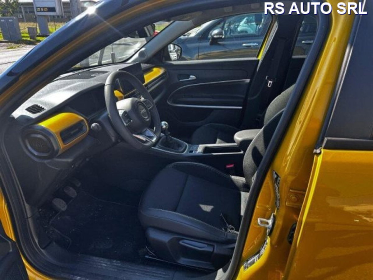 Jeep Avenger 1.2 turbo Summit fwd 100cv (2)