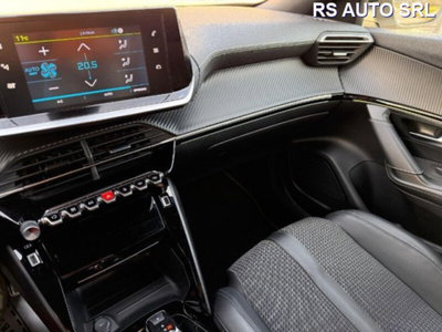 Peugeot 2008 motore elettrico 136 CV GT Line (5)
