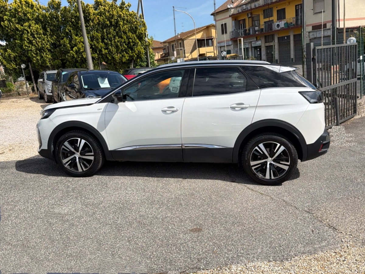 Peugeot 3008 PureTech Turbo 130 S&S EAT8 GT (2)