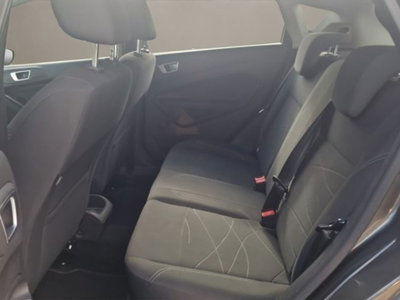 Ford Fiesta 1.5 TDCi 75CV 5 porte (13)
