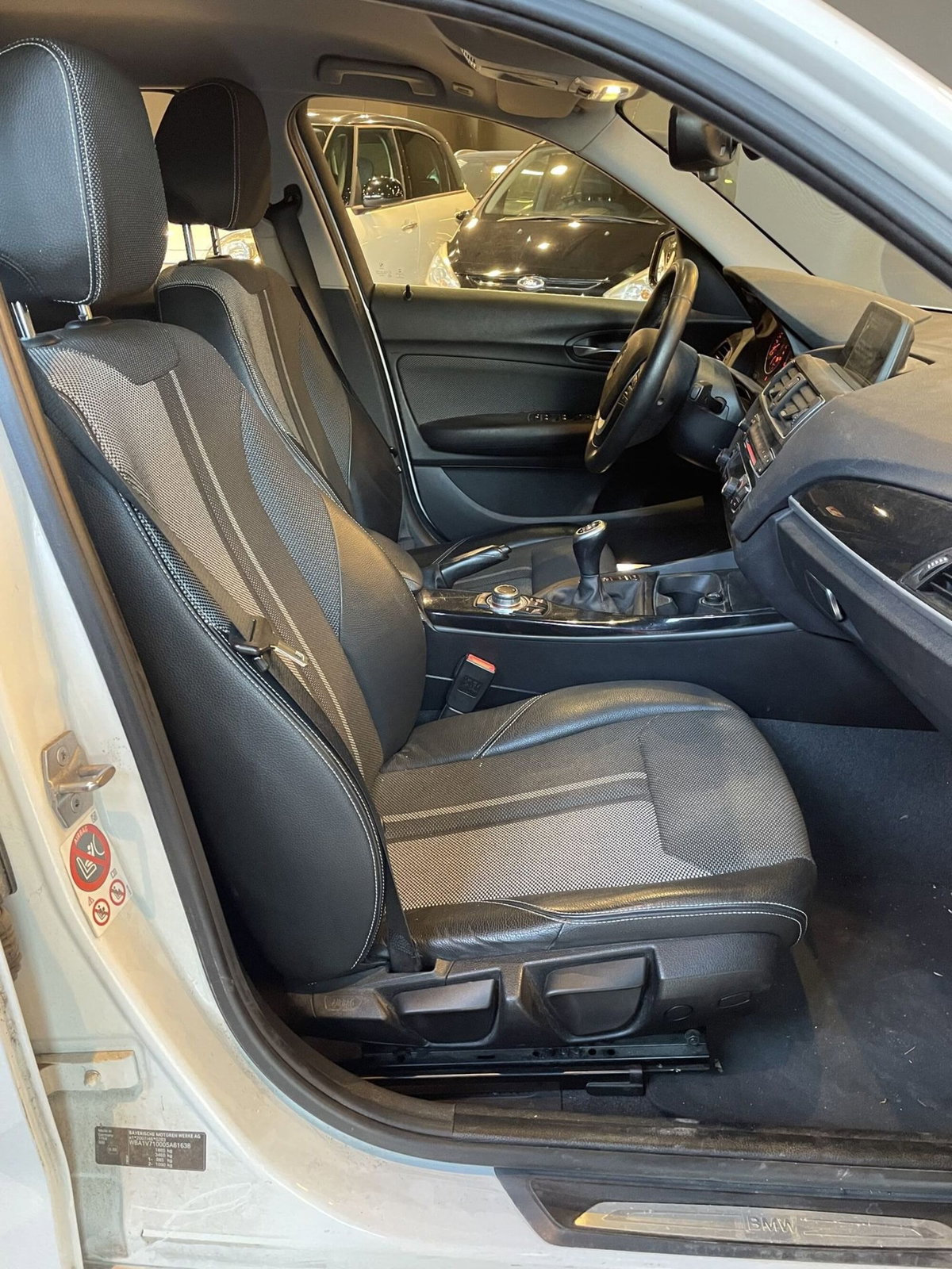 BMW Serie 1 5p. 116d 5p. Urban (11)