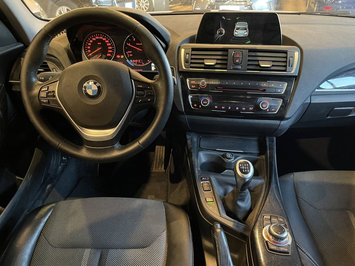 BMW Serie 1 5p. 116d 5p. Urban (7)