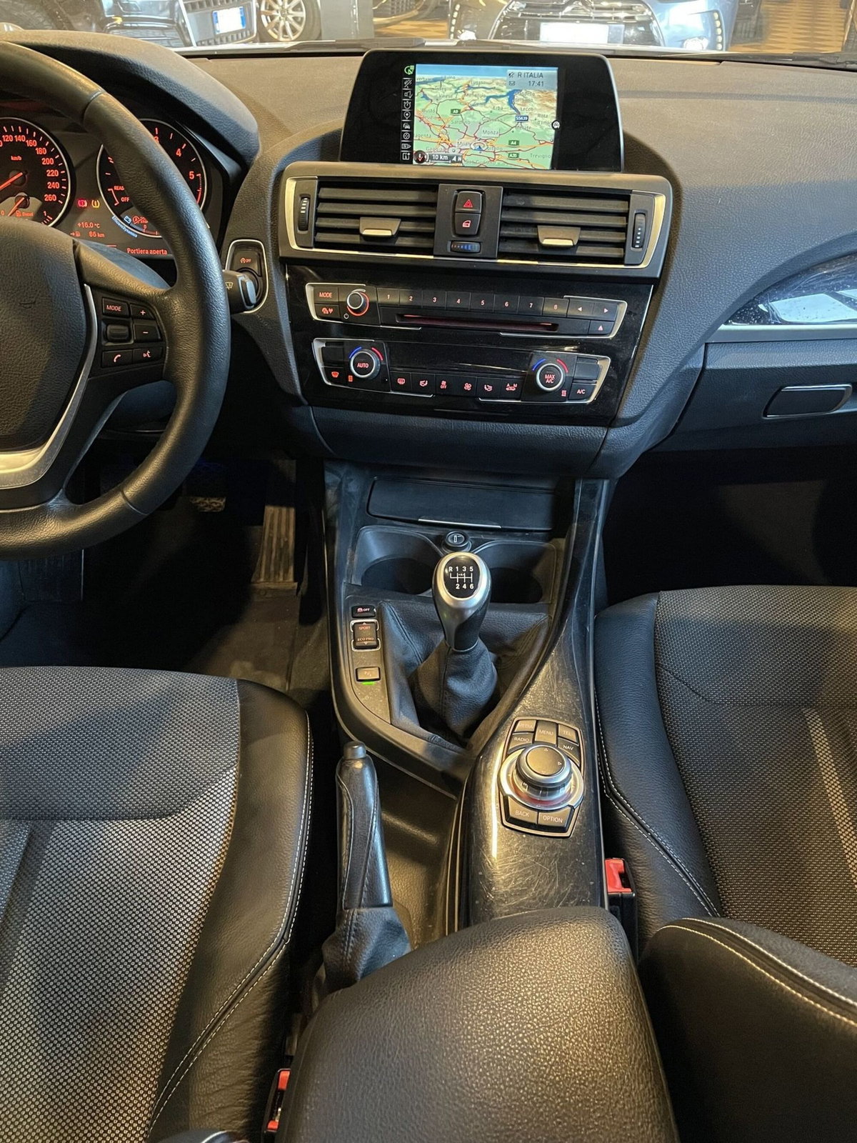 BMW Serie 1 5p. 116d 5p. Urban (8)
