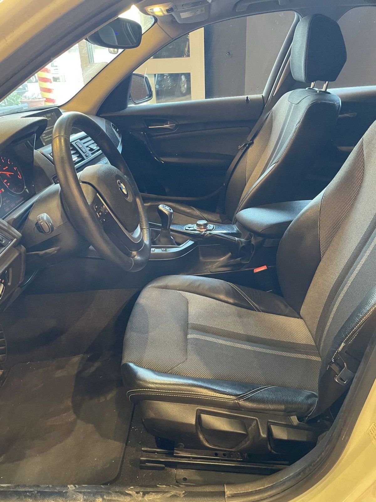 BMW Serie 1 5p. 116d 5p. Urban (9)