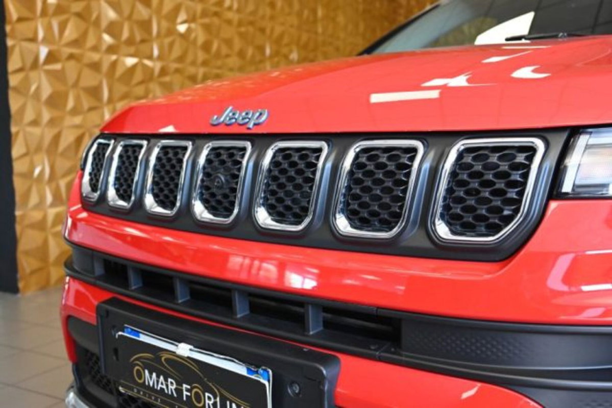 Jeep Compass 1.3 T4 190CV PHEV AT6 4xe Business Plus (14)