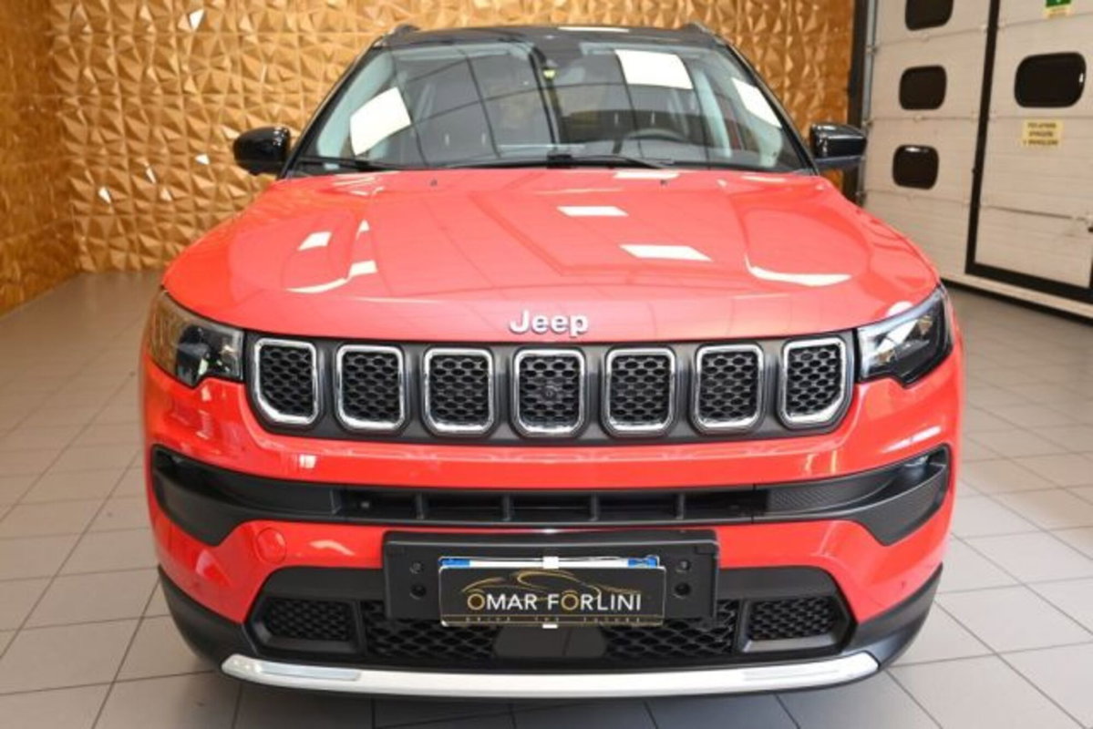 Jeep Compass 1.3 T4 190CV PHEV AT6 4xe Business Plus (5)