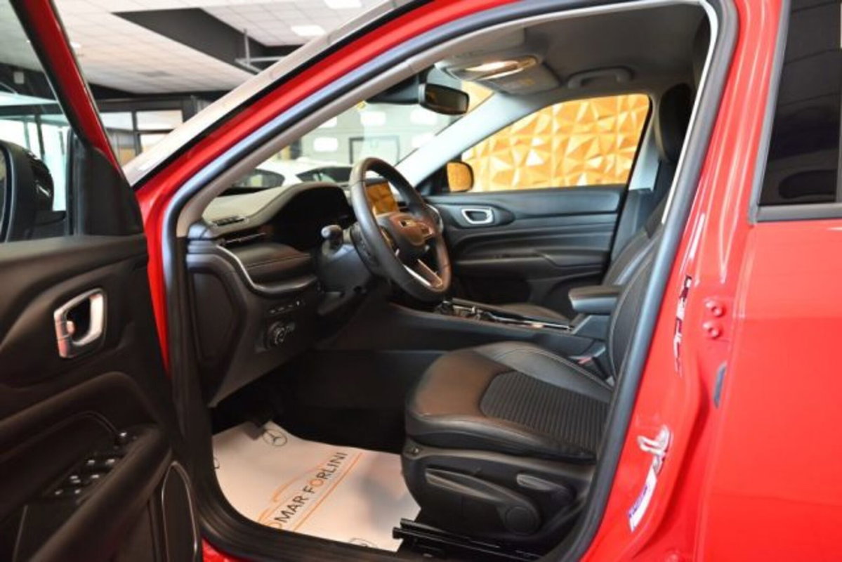 Jeep Compass 1.3 T4 190CV PHEV AT6 4xe Business Plus (9)