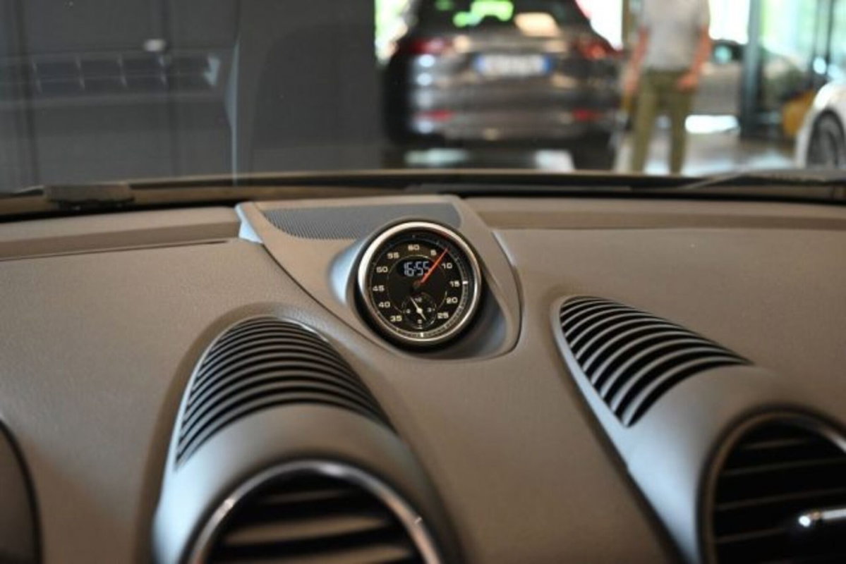 Porsche 718 Cayman  Cayman 2.0 300cv pdk (13)