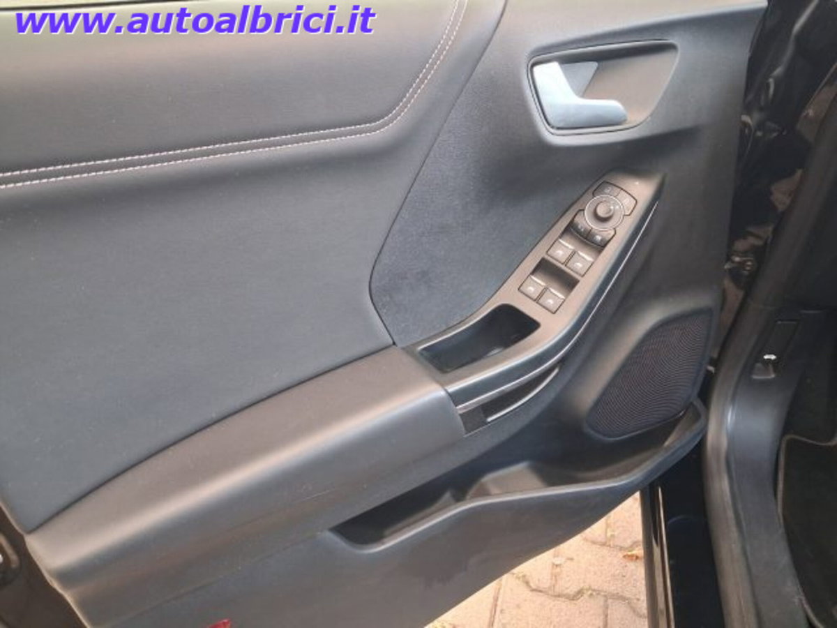 Ford Puma 1.0 EcoBoost Hybrid 125 CV S&S aut. Titanium Design (13)