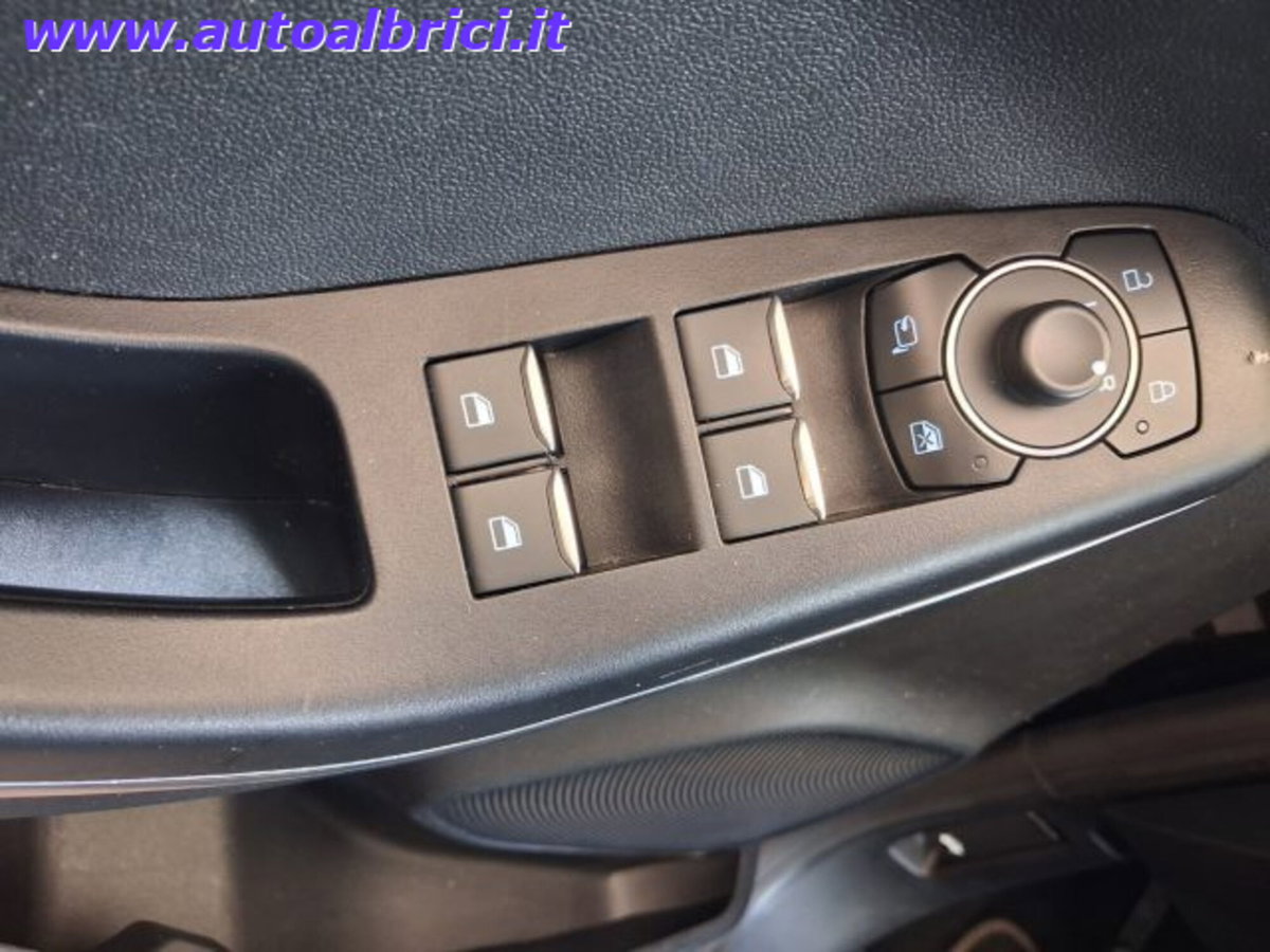 Ford Puma 1.0 EcoBoost Hybrid 125 CV S&S aut. Titanium Design (14)