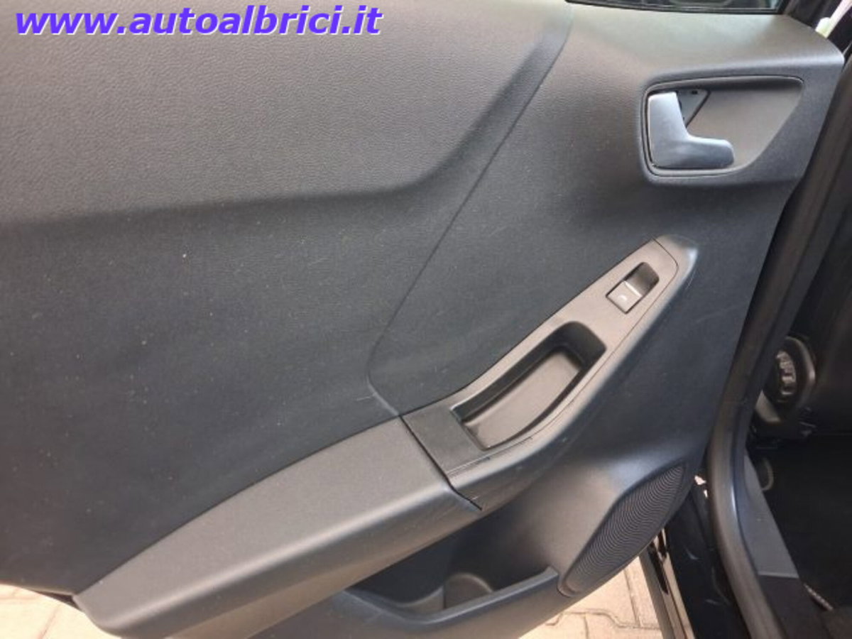 Ford Puma 1.0 EcoBoost Hybrid 125 CV S&S aut. Titanium Design (18)