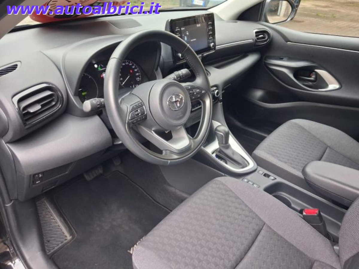 Toyota Yaris Active (16)