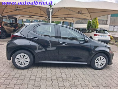 Toyota Yaris Active (10)