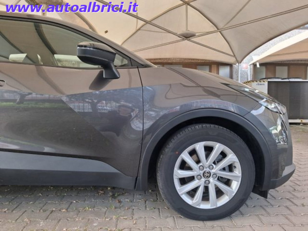 Toyota Toyota C-HR 1.8 hv Active eco fwd e-cvt (12)