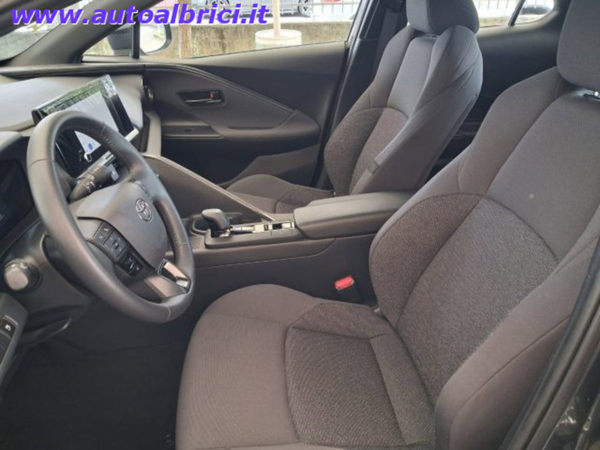 Toyota Toyota C-HR 1.8 hv Active eco fwd e-cvt (17)