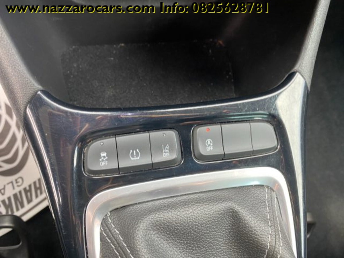 Opel Crossland 1.5 ECOTEC D 110 CV Start&Stop Elegance (17)