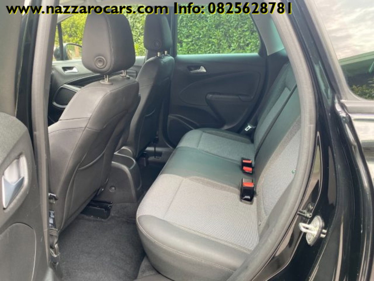 Opel Crossland 1.5 ECOTEC D 110 CV Start&Stop Elegance (6)