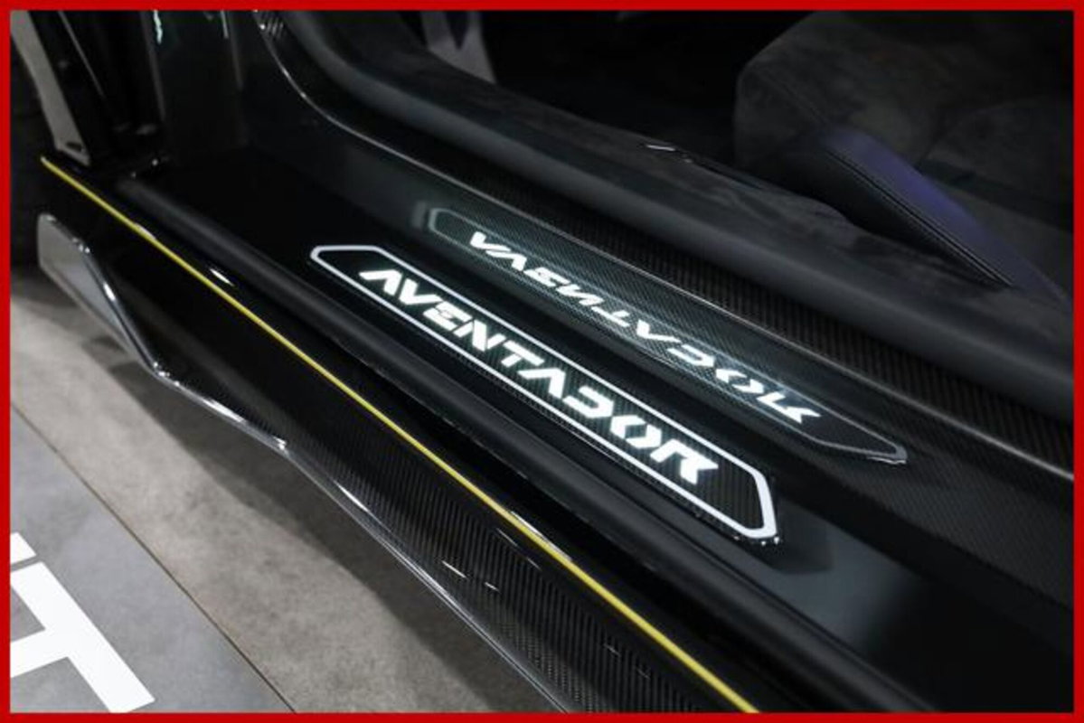 Lamborghini Aventador Coupé Ultimae 6.5 V12 (14)