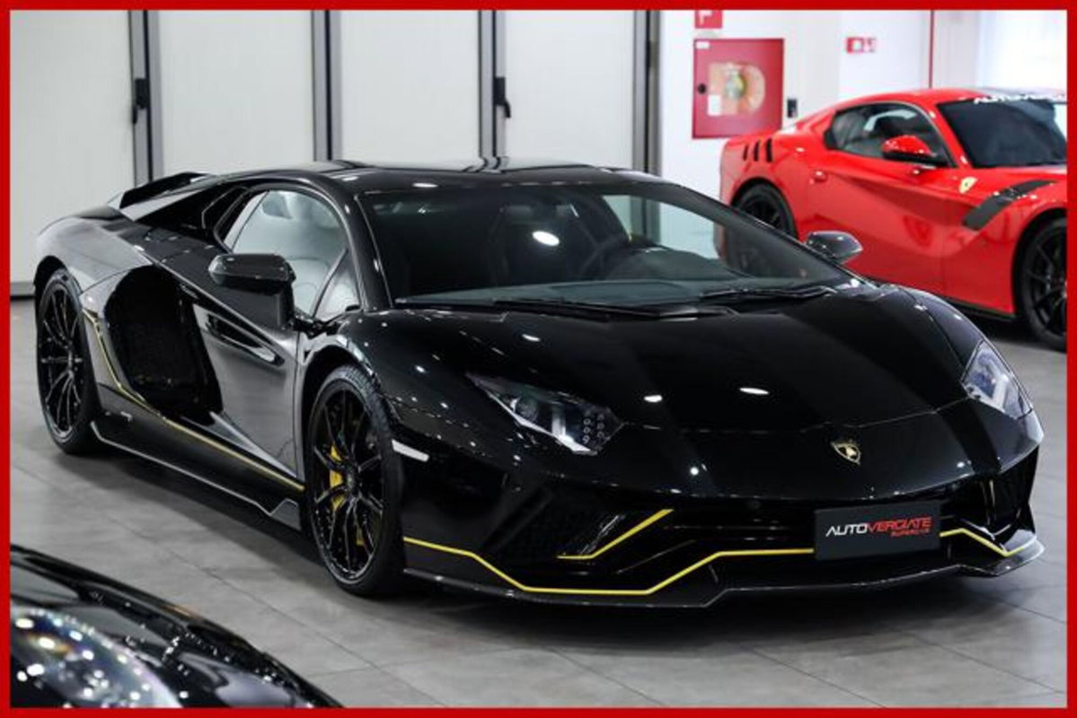 Lamborghini Aventador Coupé Ultimae 6.5 V12 (3)