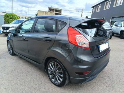 Ford Fiesta 1.5 TDCi 75CV 5 porte ST-Line (6)