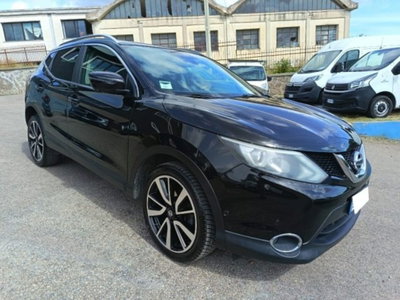 Nissan Qashqai 1.6 dCi 2WD Tekna (2)