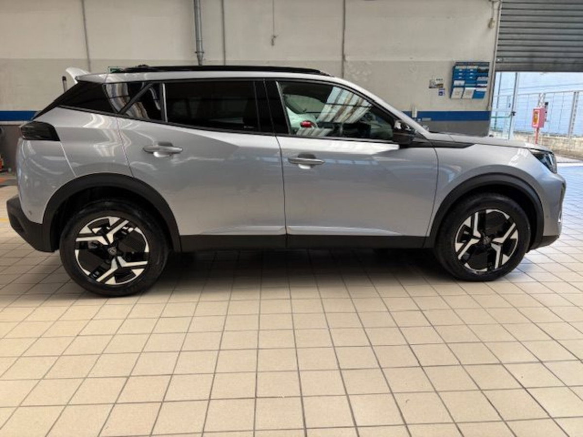 Peugeot 2008 BlueHDi 130 S&S EAT8 Allure Pack (8)