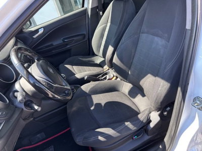 Alfa Romeo Giulietta 1.6 JTDm Super 120cv (12)