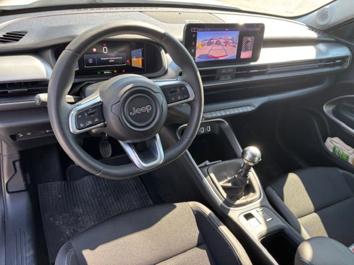 Jeep Avenger 1.2 turbo Summit fwd 100cv (15)