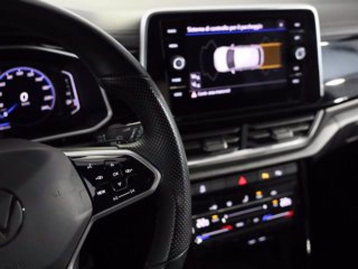 Volkswagen T-Roc 2.0 tdi R-Line 4motion 150cv dsg (6)