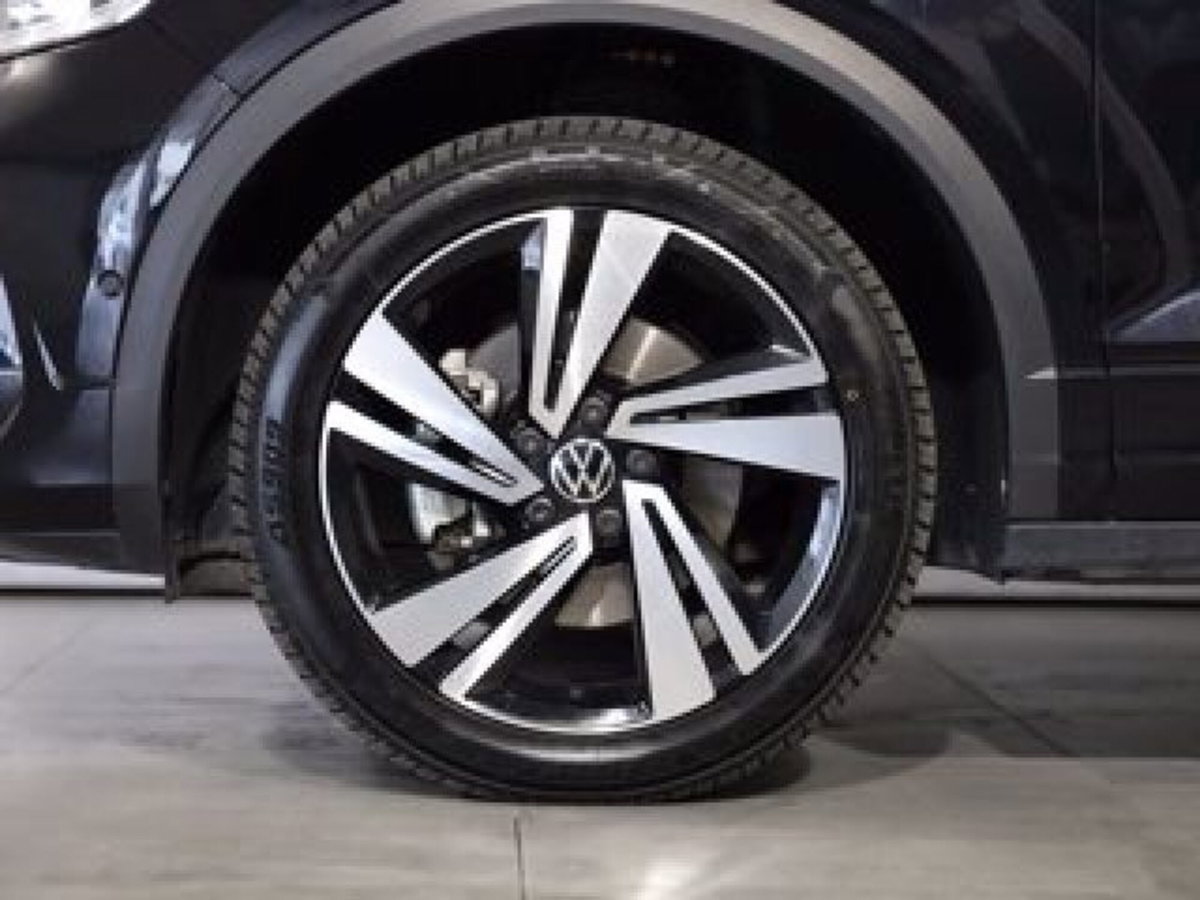 Volkswagen T-Roc 2.0 tdi R-Line 4motion 150cv dsg (9)