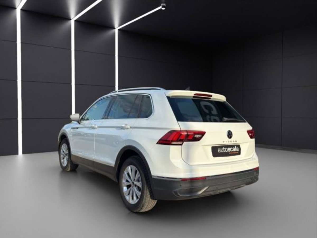 Volkswagen Tiguan 2.0 TDI 150 CV SCR DSG Life (3)