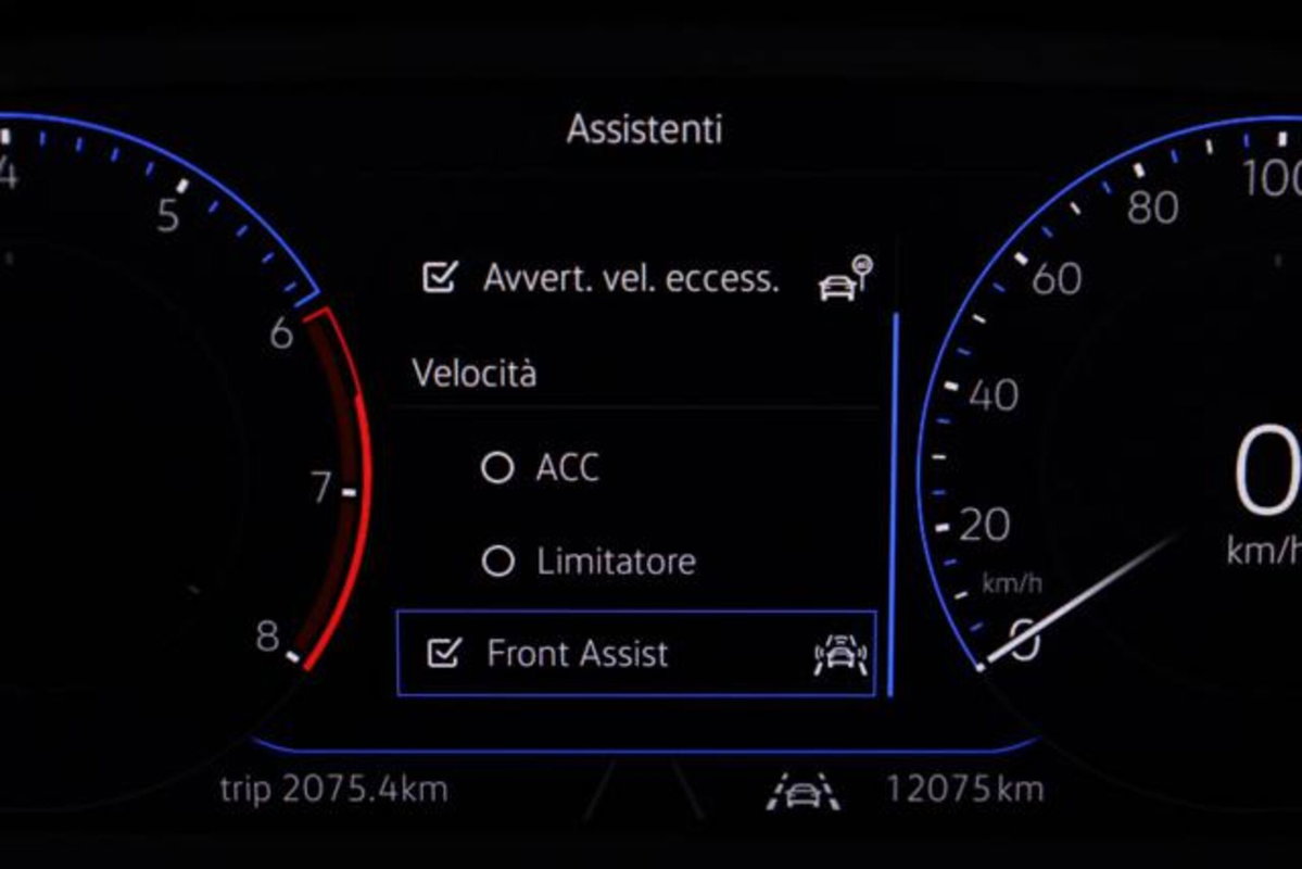 Volkswagen Taigo 1.0 tsi R-Line 115cv (8)