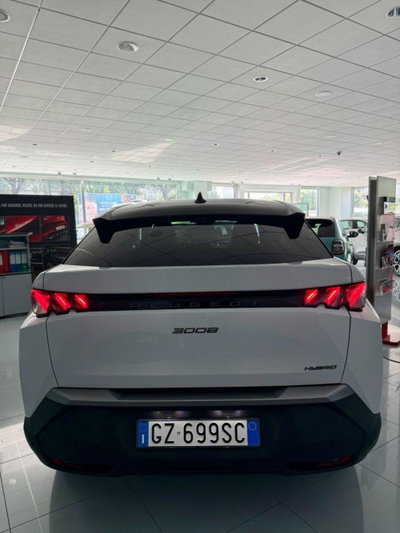 Peugeot 3008 1.2 hybrid GT Exclusive 145cv e-dcs6 (5)