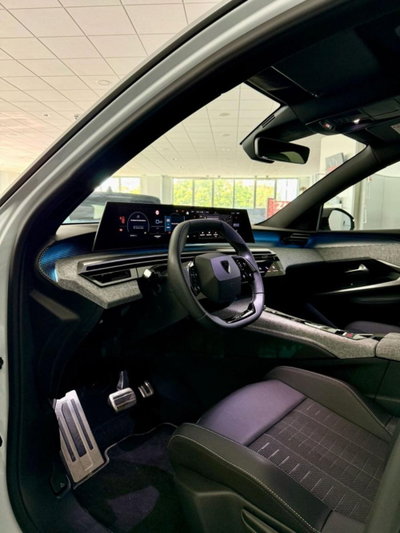 Peugeot 3008 1.2 hybrid GT Exclusive 145cv e-dcs6 (6)