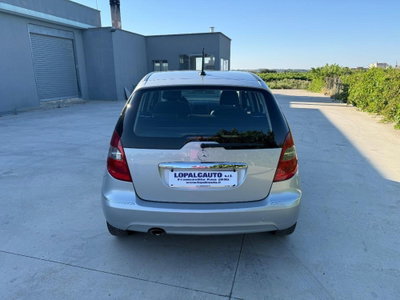 Mercedes-Benz Classe A 160 BlueEFFICIENCY Executive (2)